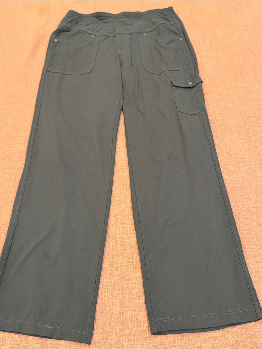 Kuhl Women's Wide-Leg Track Pants in Dark Gray